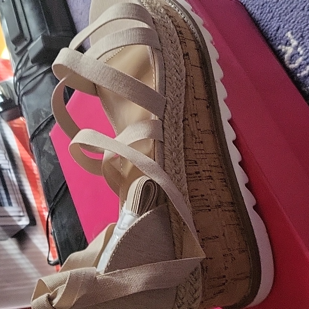shoedazzle tan platform sandals